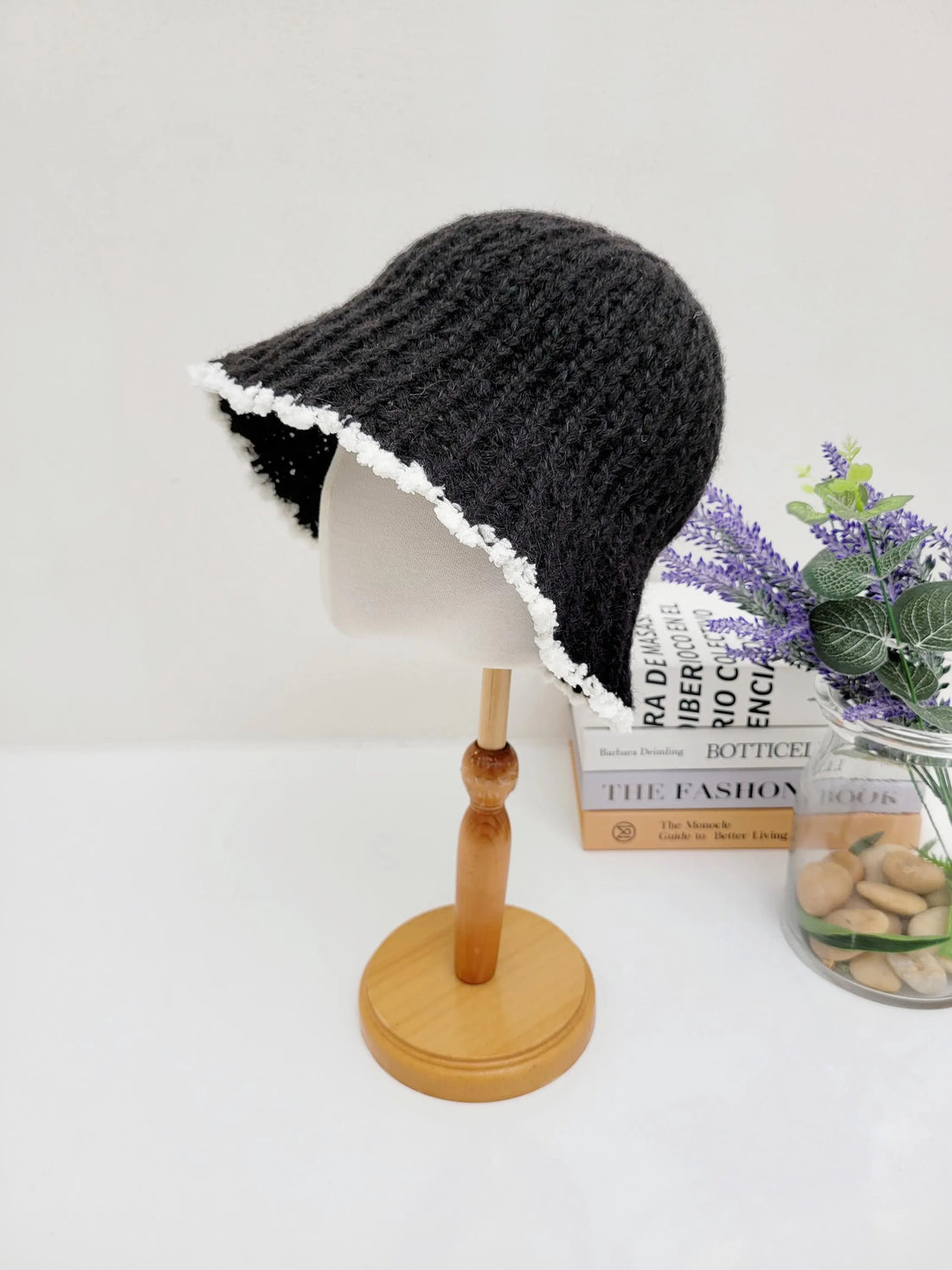 VINTAGE KNITTED BEANIE