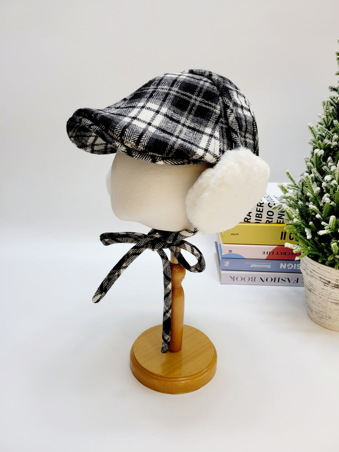 Wool English Flat Cap, Baker Boy Hat, Winter Newsboy Hunting Cap with Matching Ear Muff