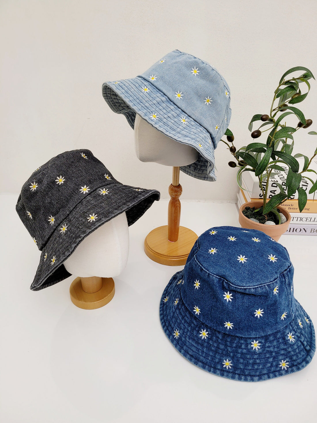 DAISY DENIM